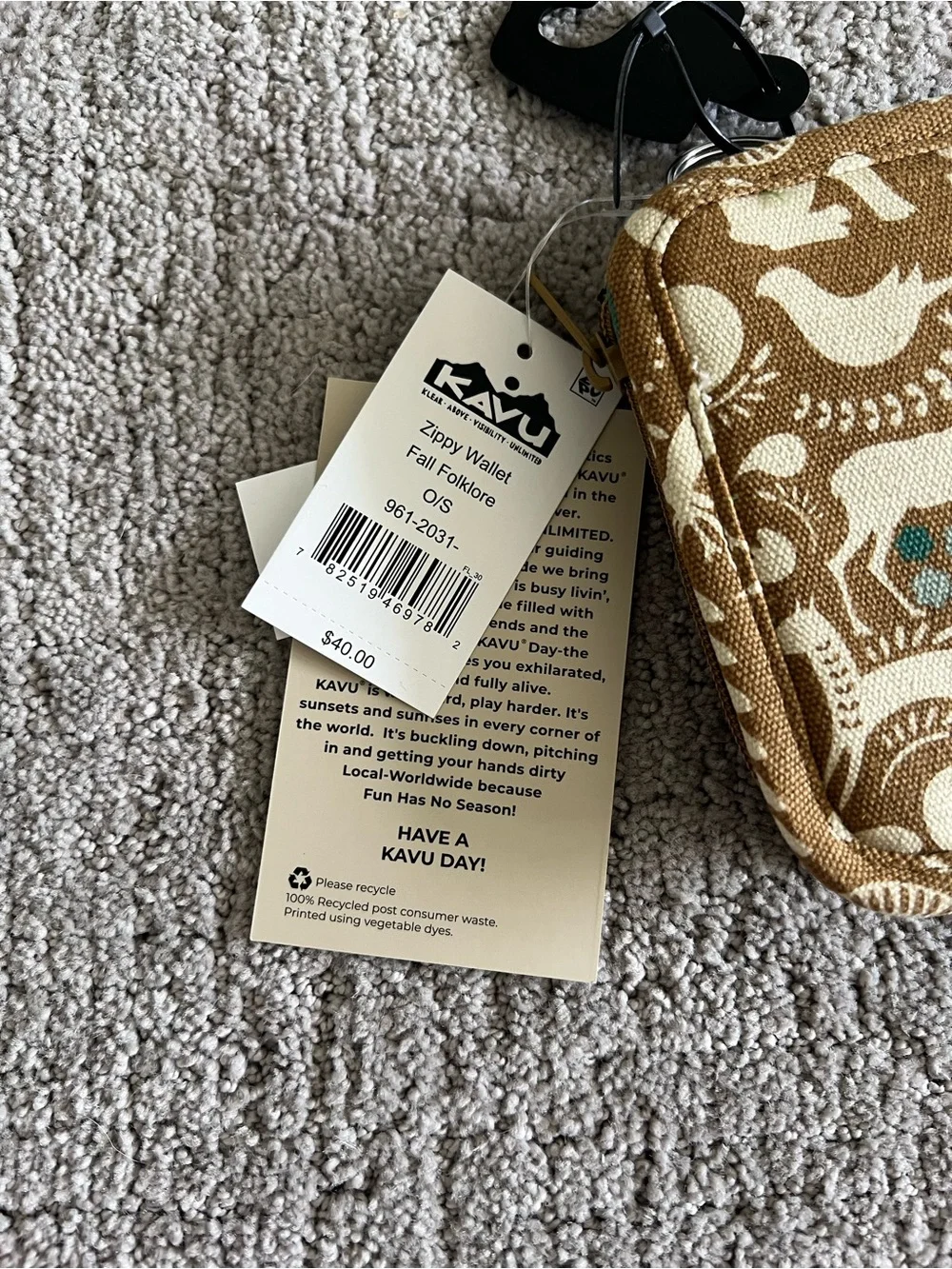 KAVU Zippy Wallet in Fall Folklore - Picture 16 of 16